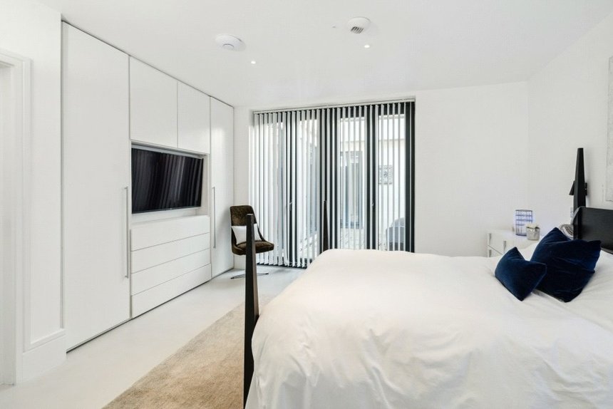 for sale loudwater drive london 39838 - Gibbs Gillespie