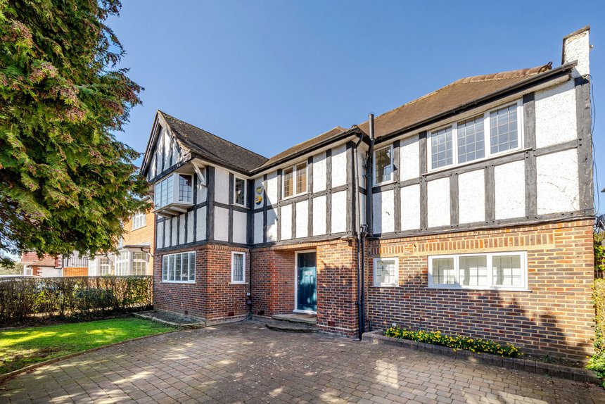 for sale corringway london 39855 - Gibbs Gillespie