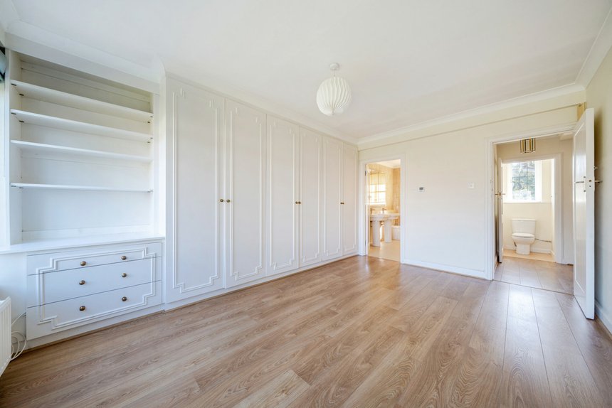 for sale corringway london 39855 - Gibbs Gillespie