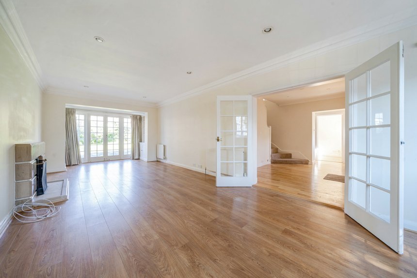 for sale corringway london 39855 - Gibbs Gillespie