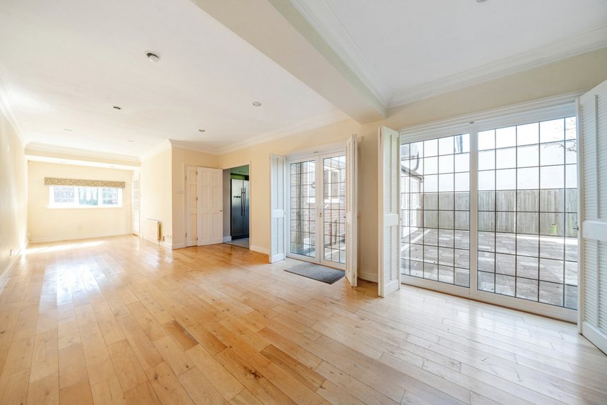 for sale corringway london 39855 - Gibbs Gillespie