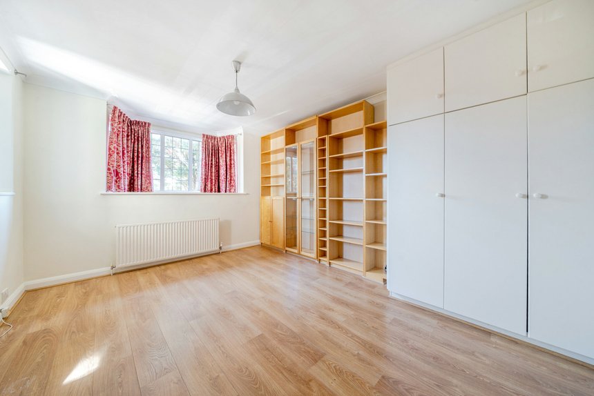 for sale corringway london 39855 - Gibbs Gillespie