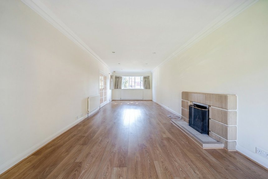 for sale corringway london 39855 - Gibbs Gillespie