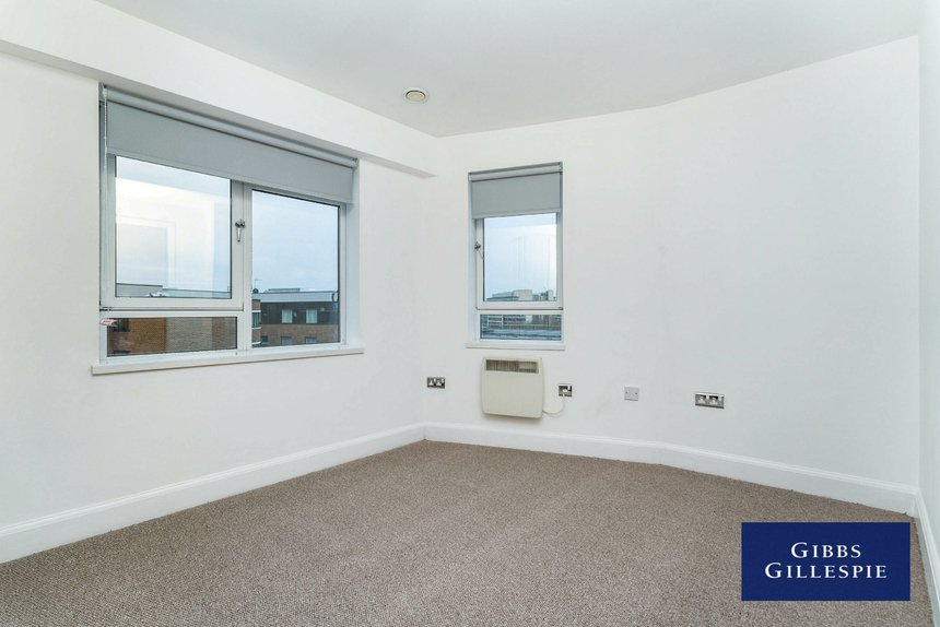available flat 35 london 39988 - Gibbs Gillespie