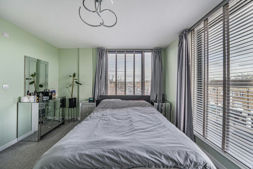 for sale field end road london 40073 - Gibbs Gillespie