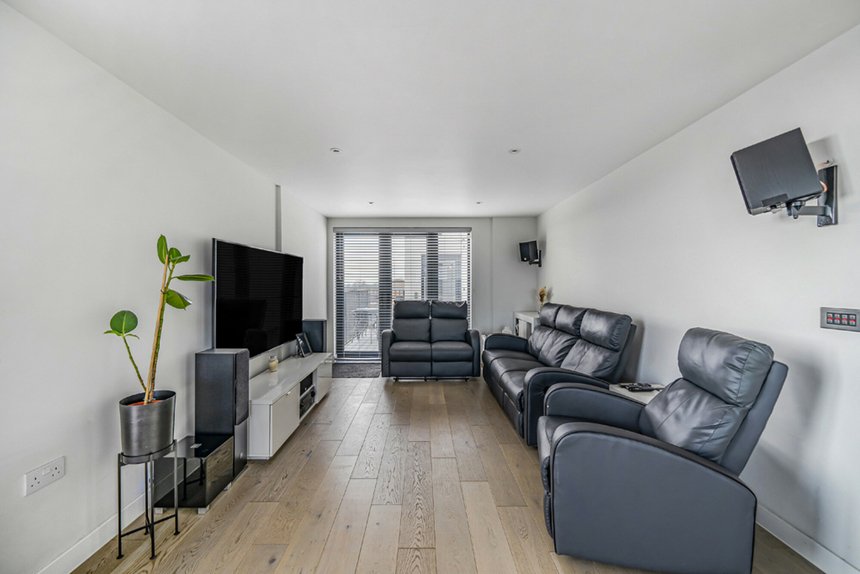 for sale field end road london 40073 - Gibbs Gillespie