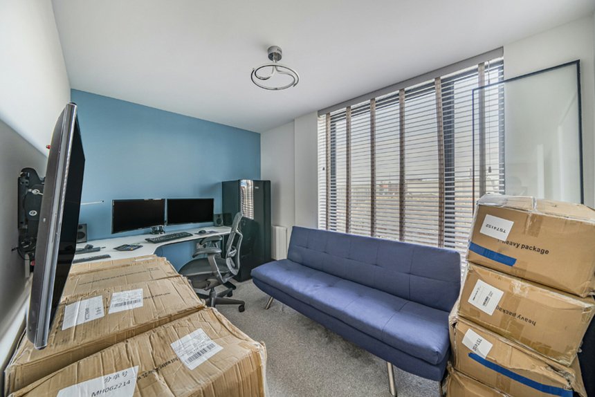 for sale field end road london 40073 - Gibbs Gillespie