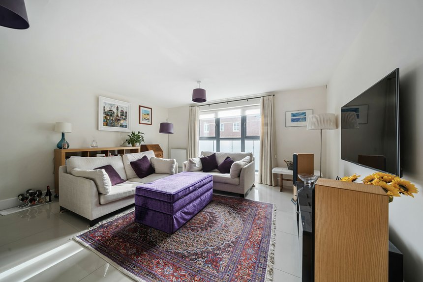 for sale caravan lane london 40110 - Gibbs Gillespie
