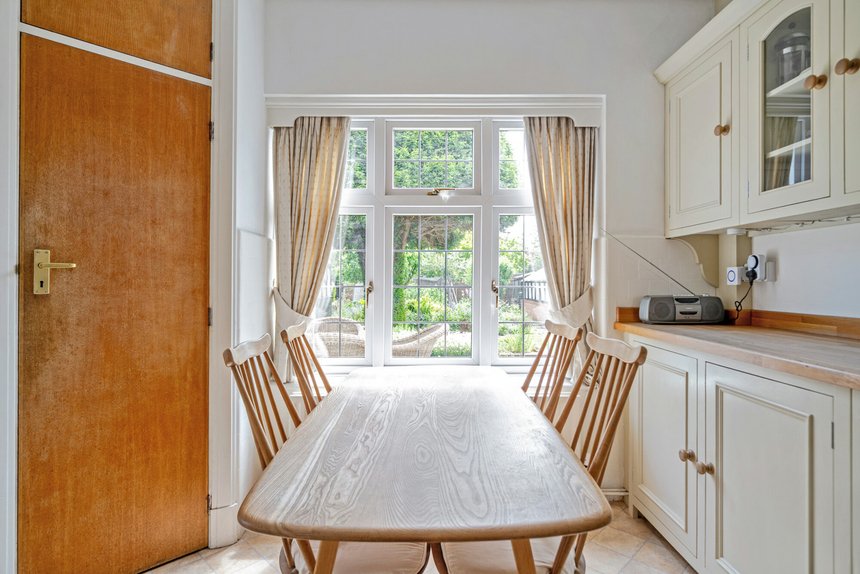 under offer belmont road london 40113 - Gibbs Gillespie