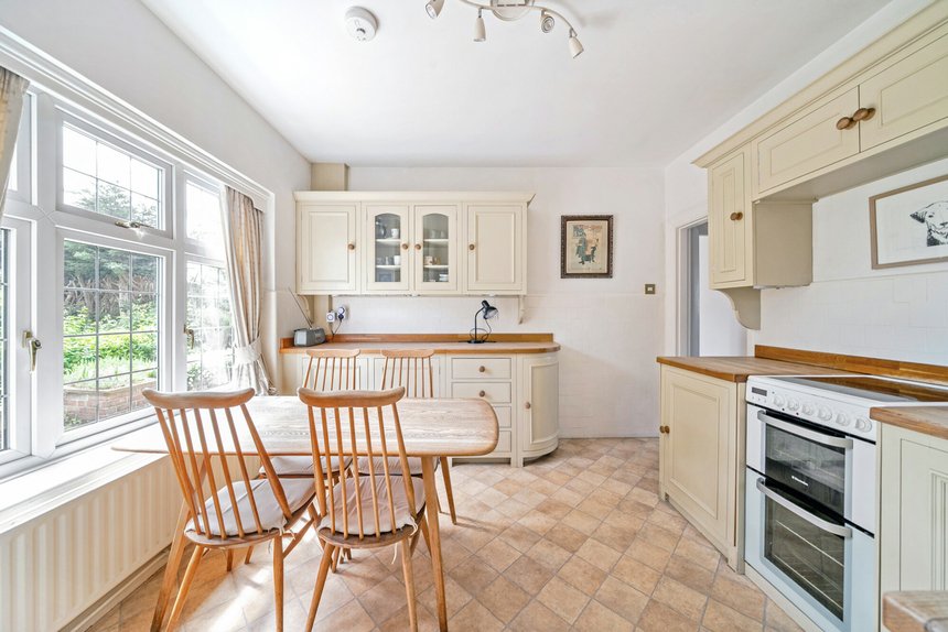 under offer belmont road london 40113 - Gibbs Gillespie