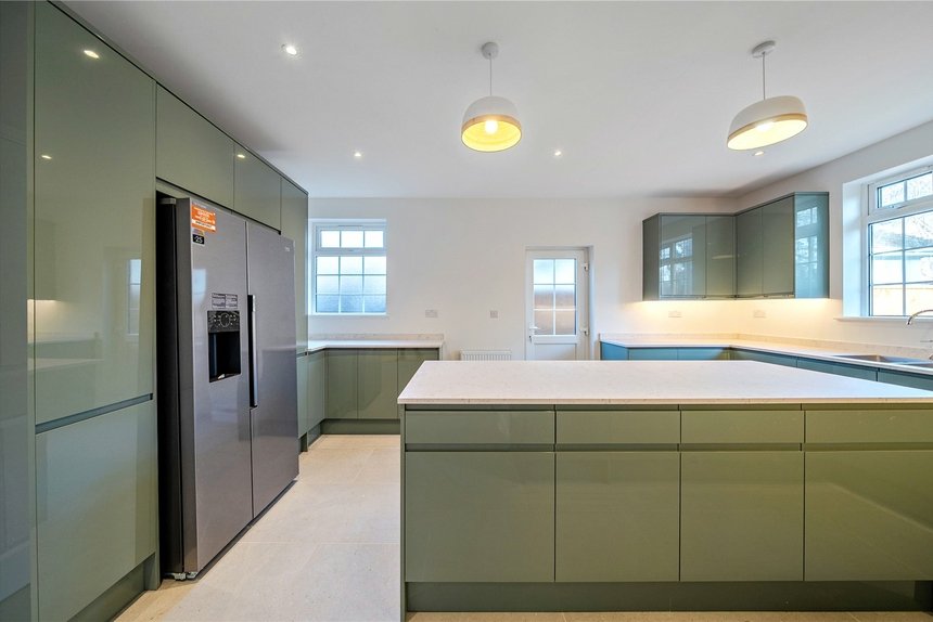 under offer thornhill road london 40183 - Gibbs Gillespie