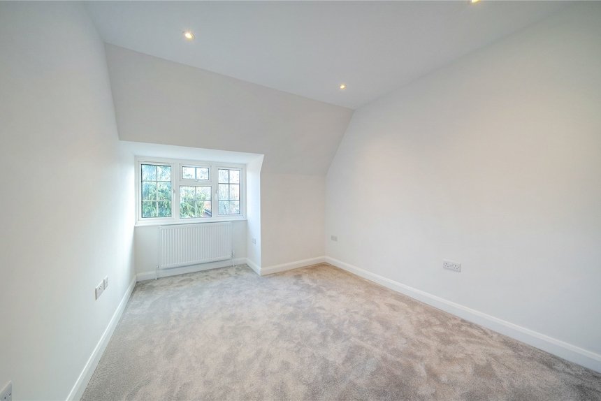 under offer thornhill road london 40183 - Gibbs Gillespie