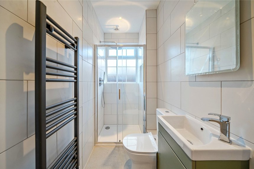 under offer thornhill road london 40183 - Gibbs Gillespie