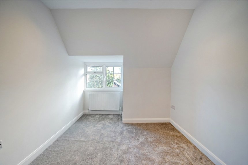 under offer thornhill road london 40183 - Gibbs Gillespie
