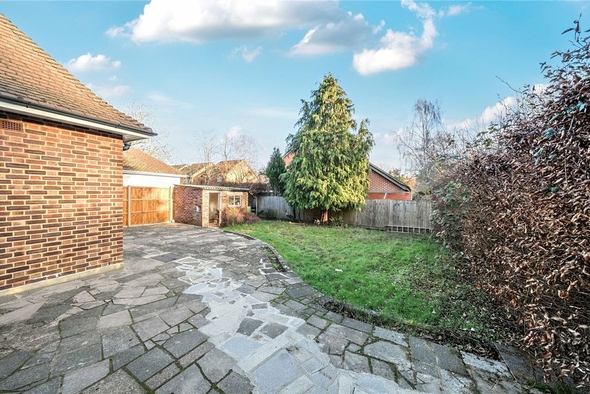 under offer thornhill road london 40183 - Gibbs Gillespie