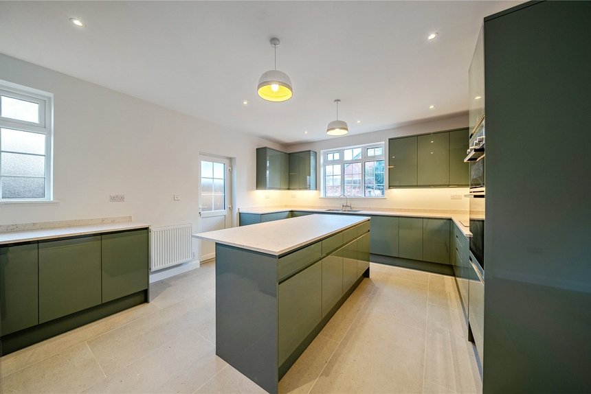 under offer thornhill road london 40183 - Gibbs Gillespie