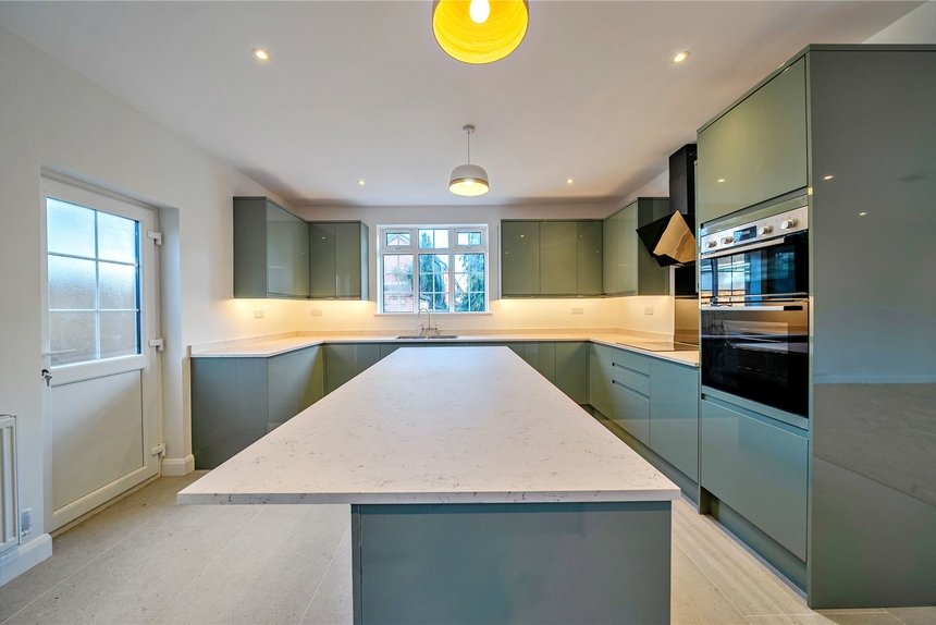 under offer thornhill road london 40183 - Gibbs Gillespie