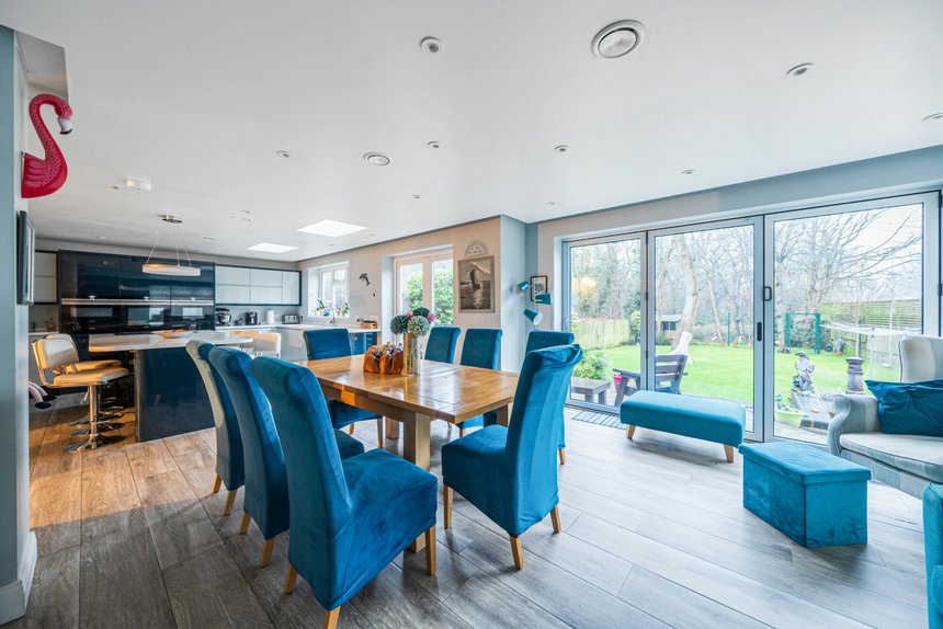 under offer halford road london 40338 - Gibbs Gillespie