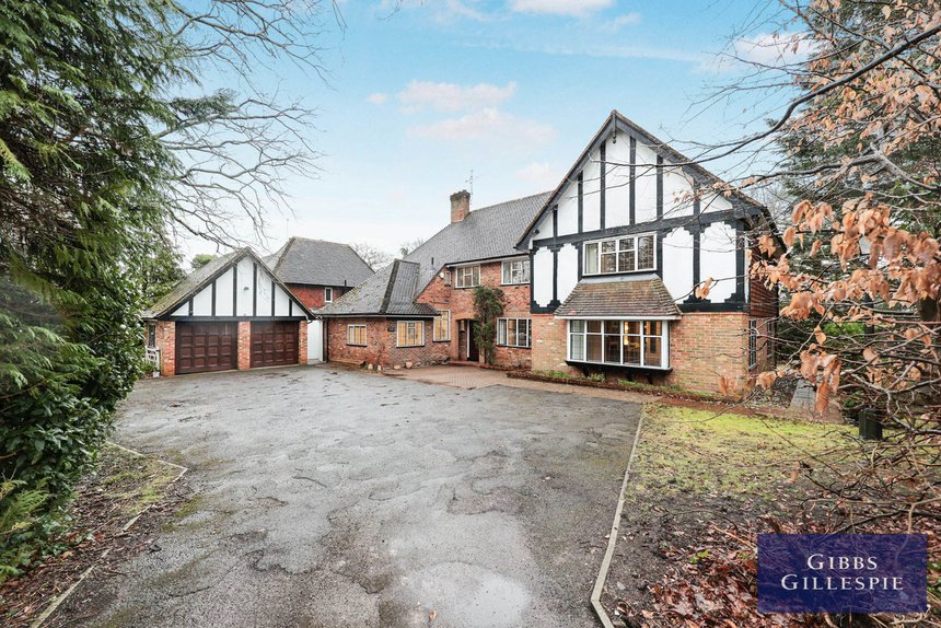 to let dukes wood drive london 40358 - Gibbs Gillespie