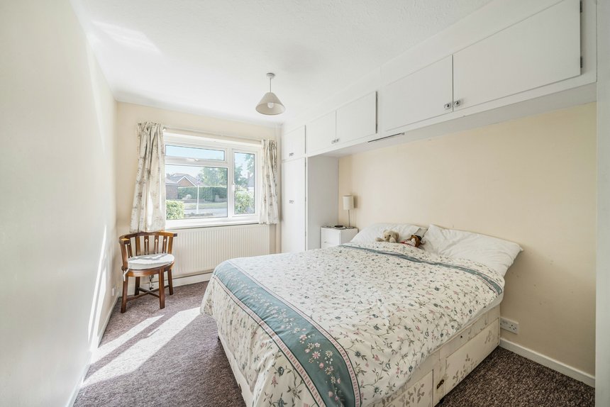 sold howletts lane london 40428 - Gibbs Gillespie