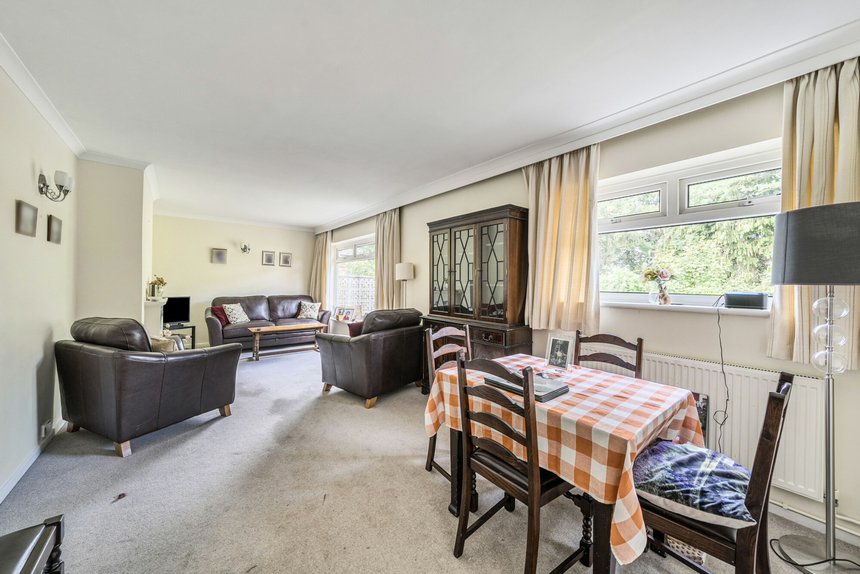 sold howletts lane london 40428 - Gibbs Gillespie