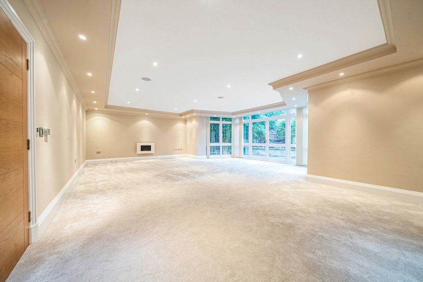 for sale oak glade london 40494 - Gibbs Gillespie