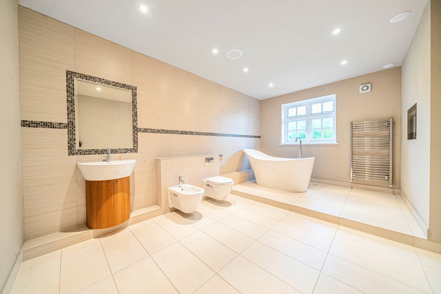 for sale oak glade london 40494 - Gibbs Gillespie