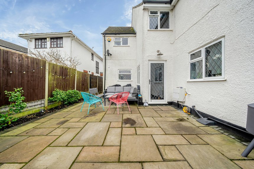 for sale springwell lane london 40604 - Gibbs Gillespie