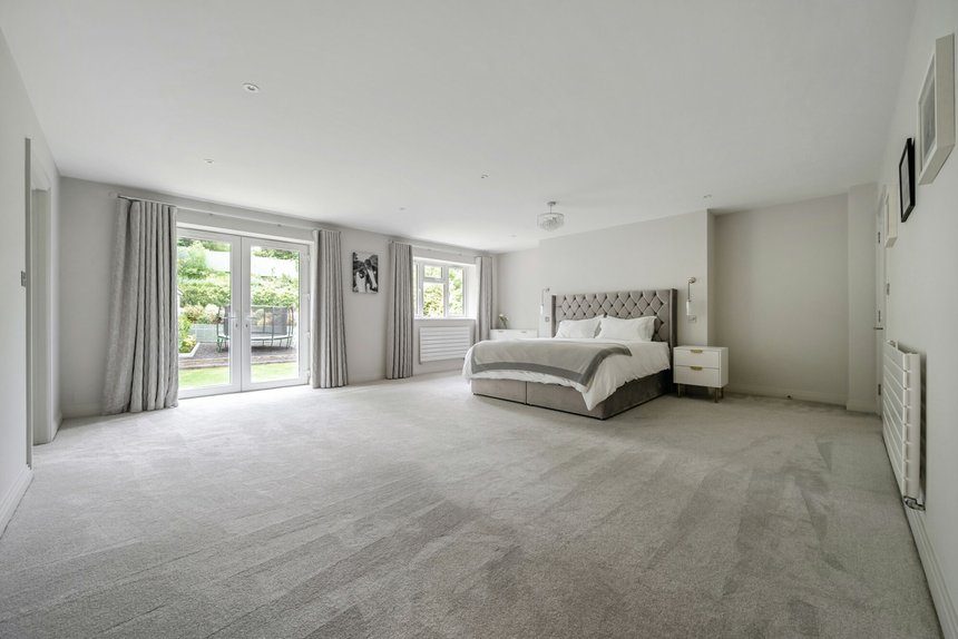 for sale woodlands close london 40744 - Gibbs Gillespie