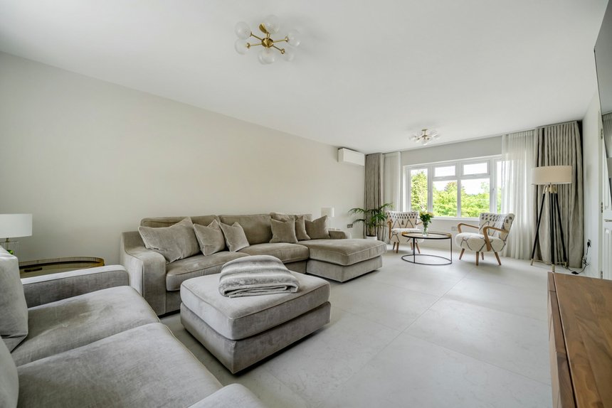 for sale woodlands close london 40744 - Gibbs Gillespie