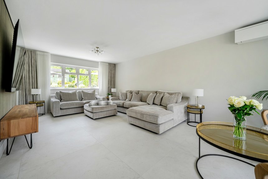 for sale woodlands close london 40744 - Gibbs Gillespie