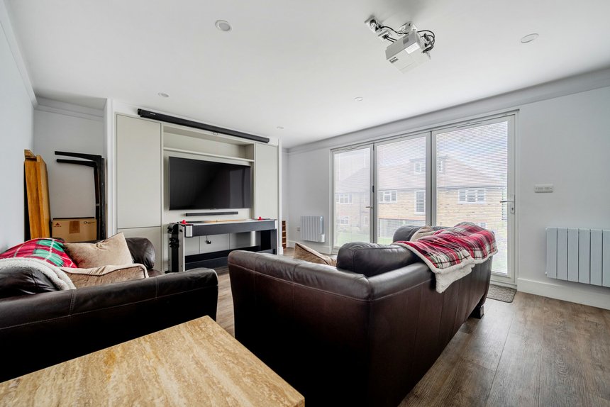 for sale woodlands close london 40744 - Gibbs Gillespie