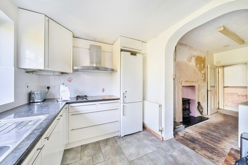 under offer harefield road london 40783 - Gibbs Gillespie