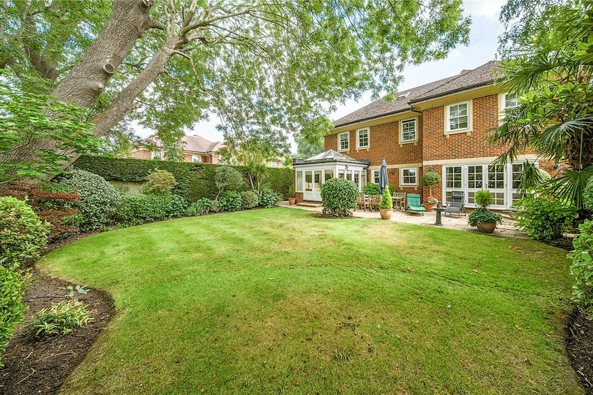 for sale st. martins london 40875 - Gibbs Gillespie