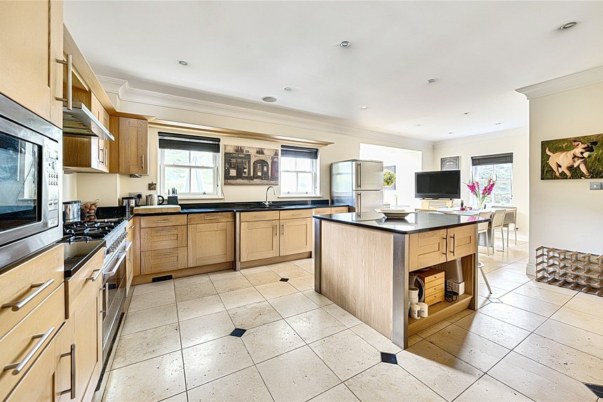 for sale st. martins london 40875 - Gibbs Gillespie