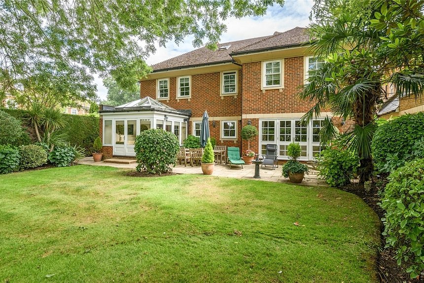 for sale st. martins london 40875 - Gibbs Gillespie