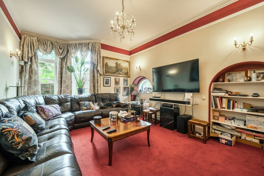 for sale ducks hill road london 40897 - Gibbs Gillespie