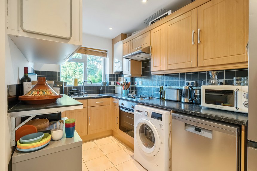 under offer marygold walk london 40981 - Gibbs Gillespie