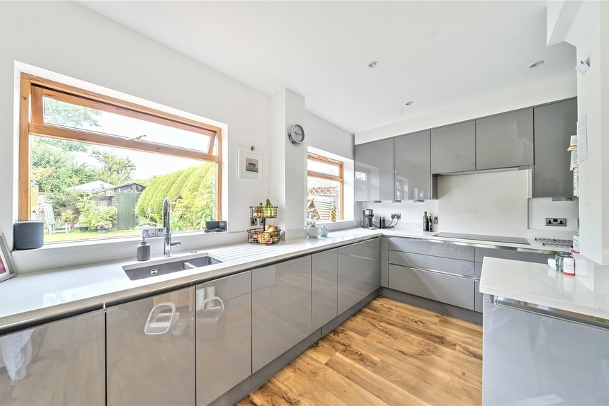 for sale fuller way london 41038 - Gibbs Gillespie