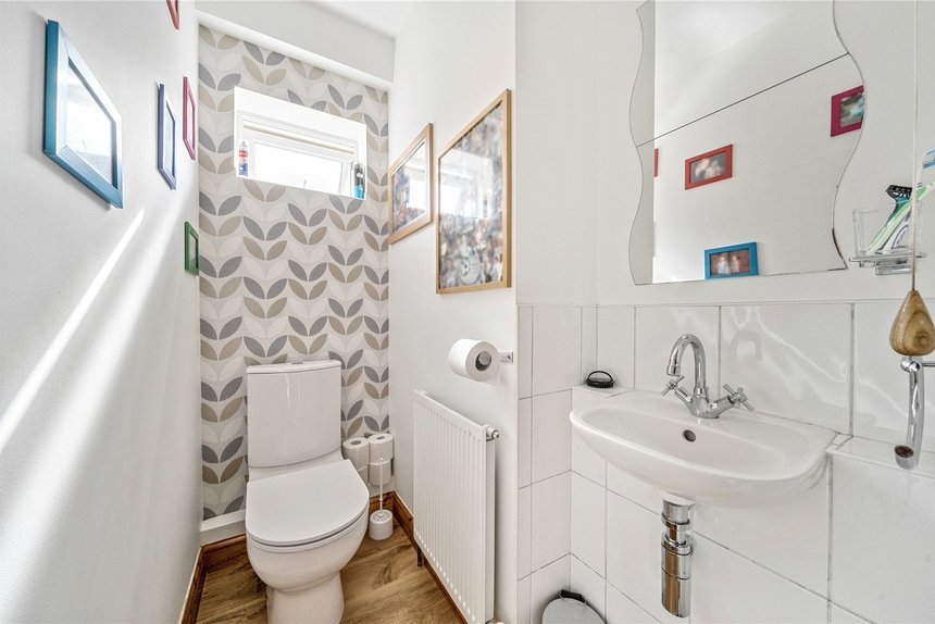 for sale fuller way london 41038 - Gibbs Gillespie