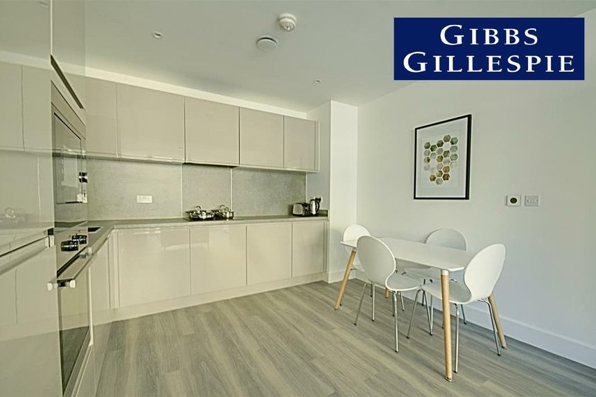 available flat 5 london 41110 - Gibbs Gillespie