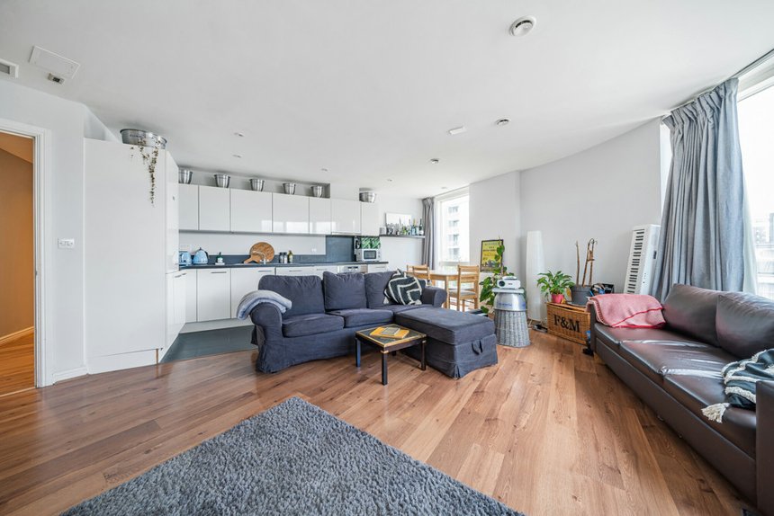 for sale clayponds lane london 41252 - Gibbs Gillespie