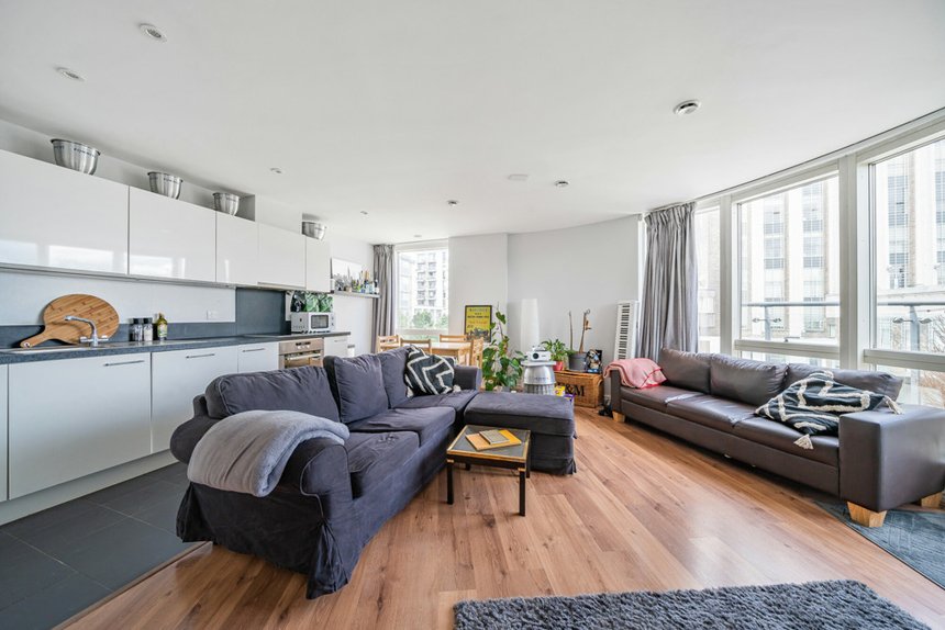 for sale clayponds lane london 41252 - Gibbs Gillespie