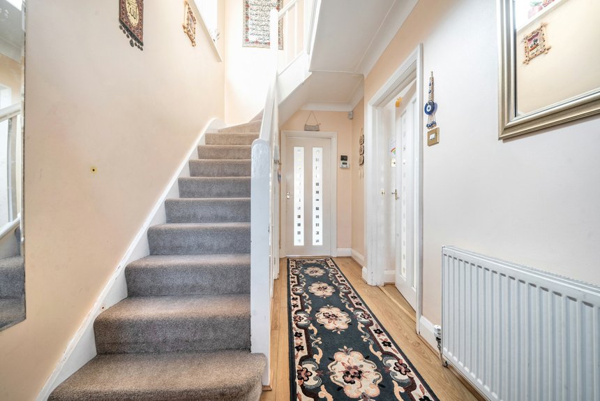 under offer the heights london 41301 - Gibbs Gillespie