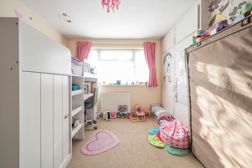 under offer the heights london 41301 - Gibbs Gillespie