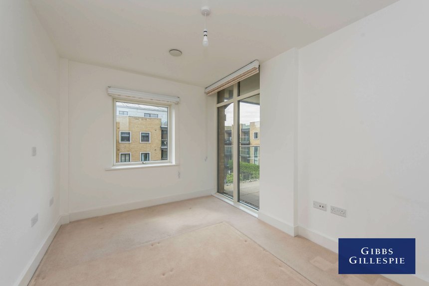 available flat 26 london 41324 - Gibbs Gillespie
