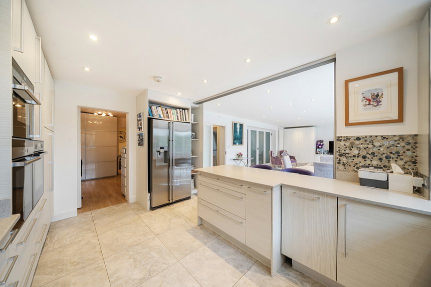 for sale woodfield avenue london 41352 - Gibbs Gillespie