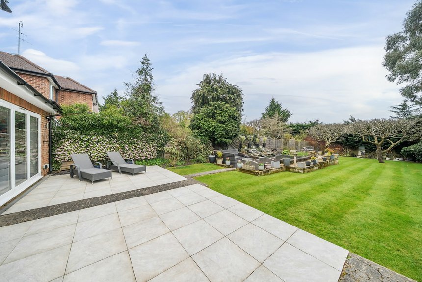 for sale woodfield avenue london 41352 - Gibbs Gillespie