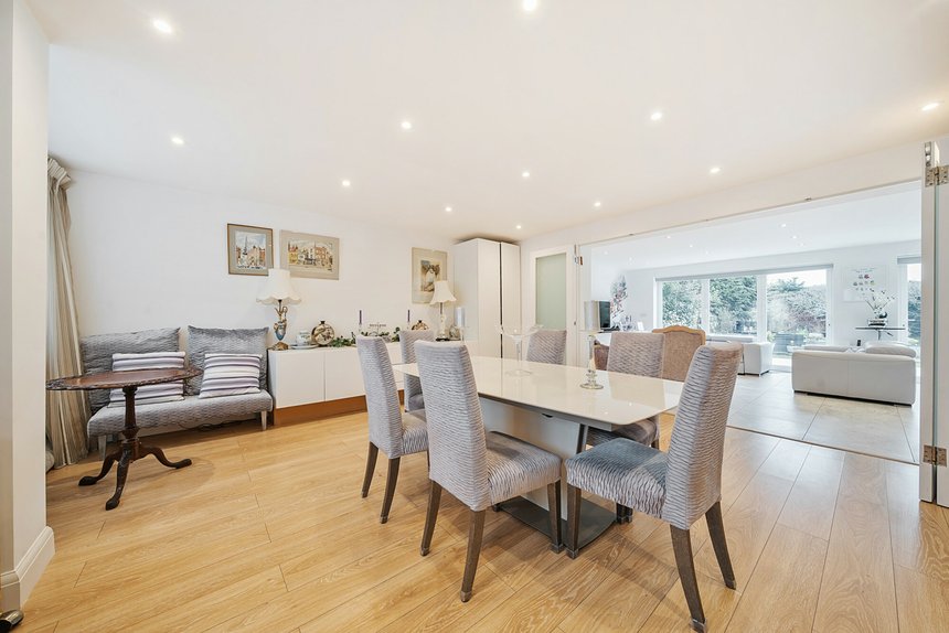 for sale woodfield avenue london 41352 - Gibbs Gillespie