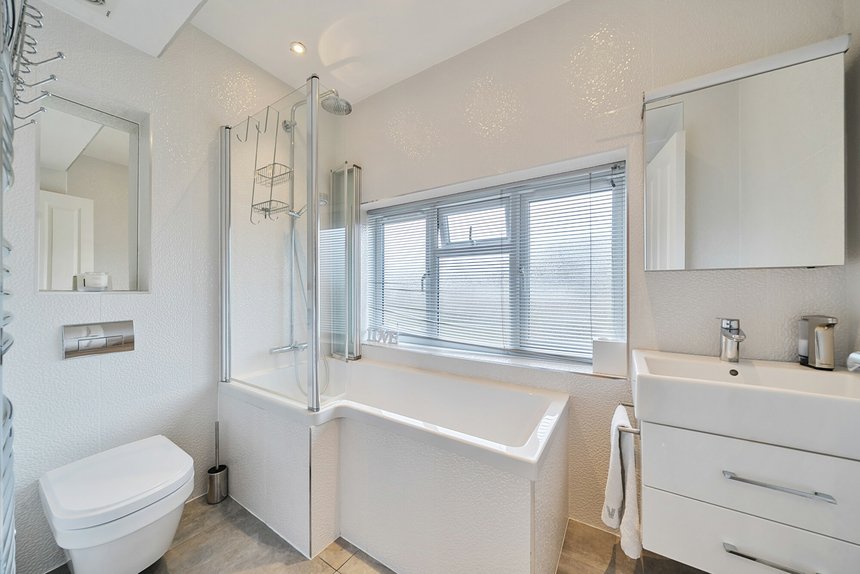 for sale woodfield avenue london 41352 - Gibbs Gillespie
